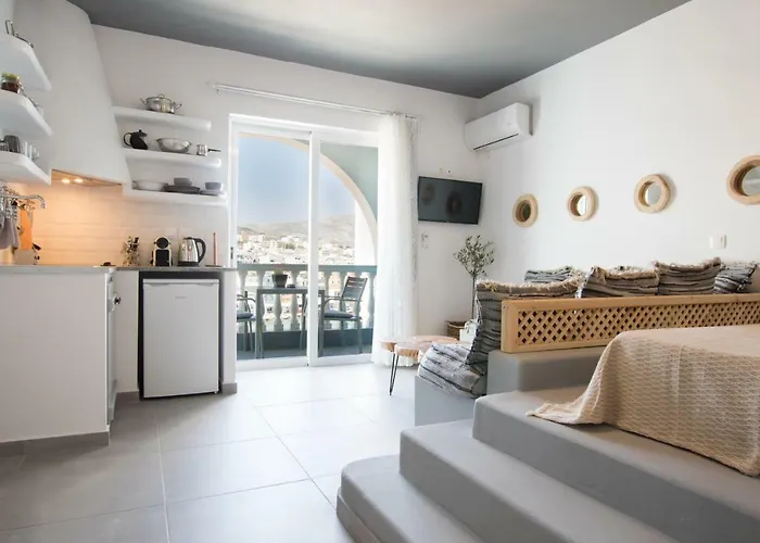 Gorgona Blue Studiο